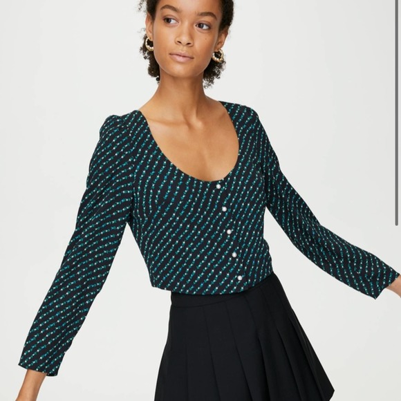 Aritzia Tops - Aritzia Sunday Best Kissy Crop Top Micro Floral XS